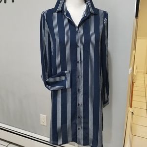 Forever 21 sz.S navy/wht. striped shirt dress
